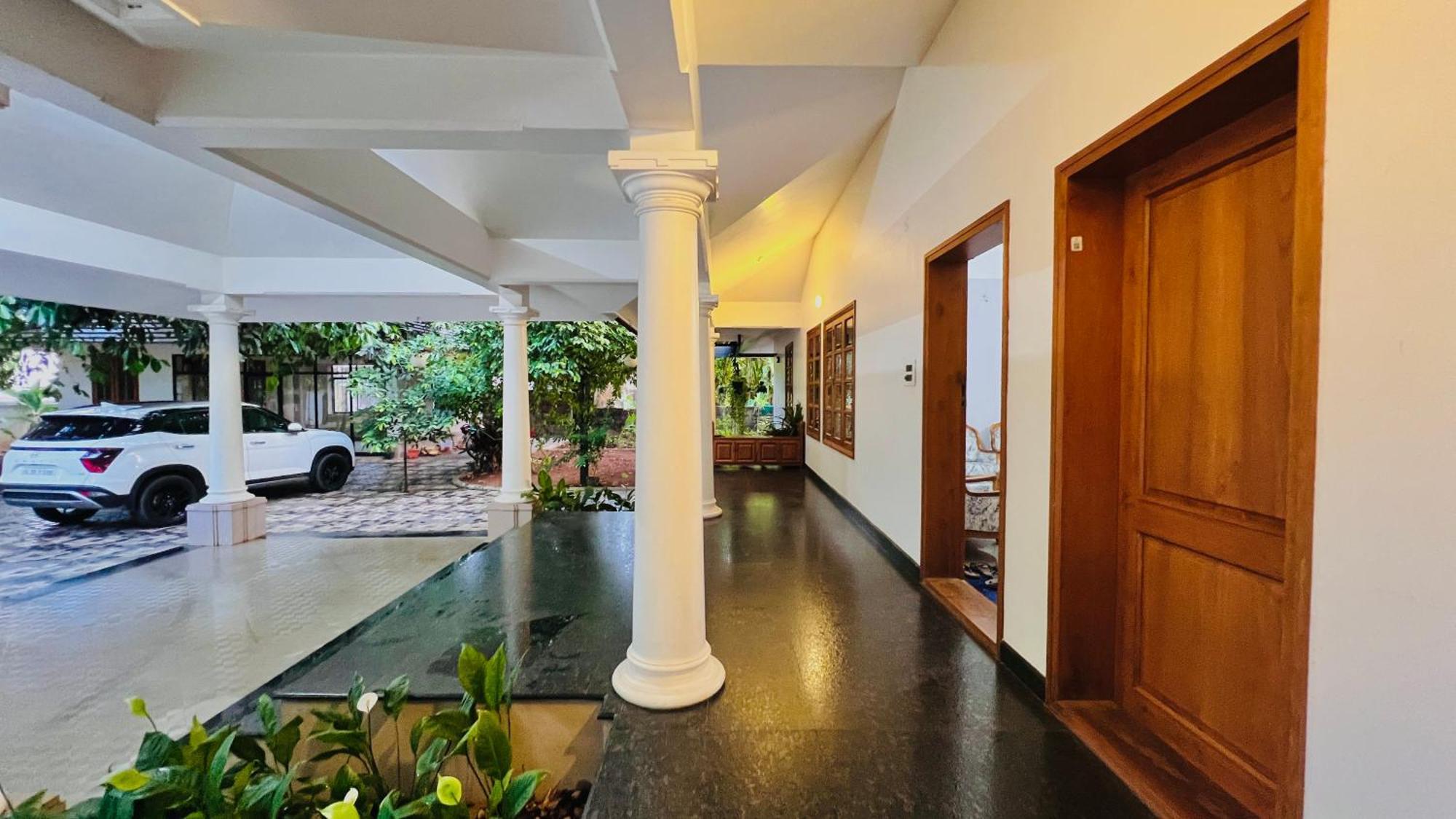 Apartamento Waterfront By Palmyra Kollam Exterior foto