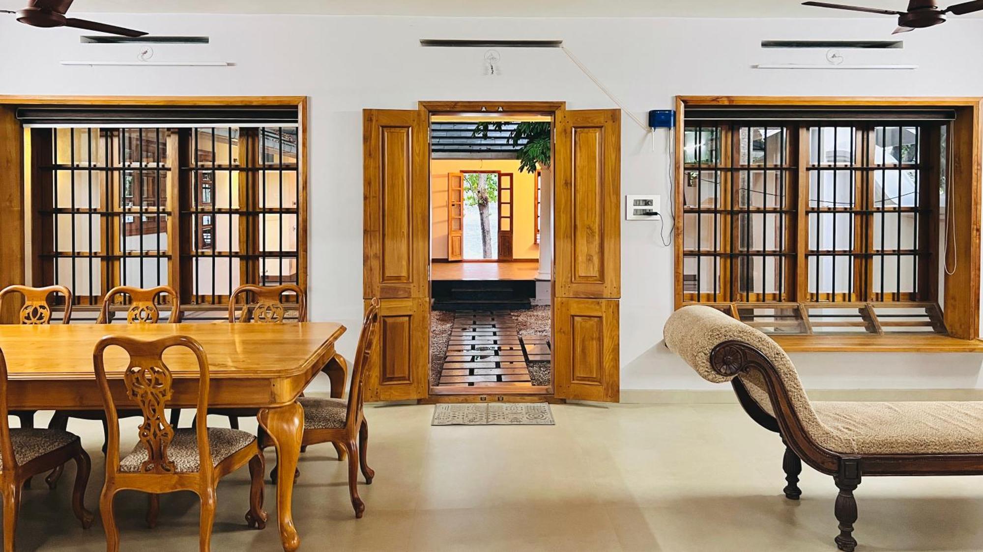 Apartamento Waterfront By Palmyra Kollam Exterior foto